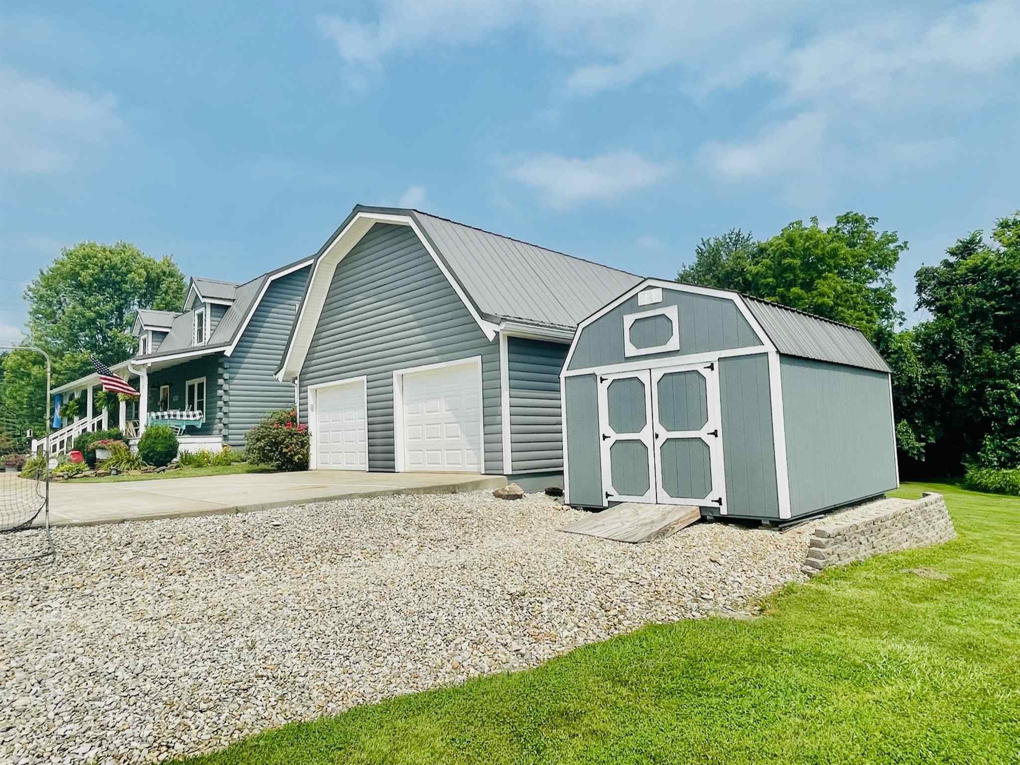 610 Helton Road Bedford, IN 47421 - Photo 5 of 36
