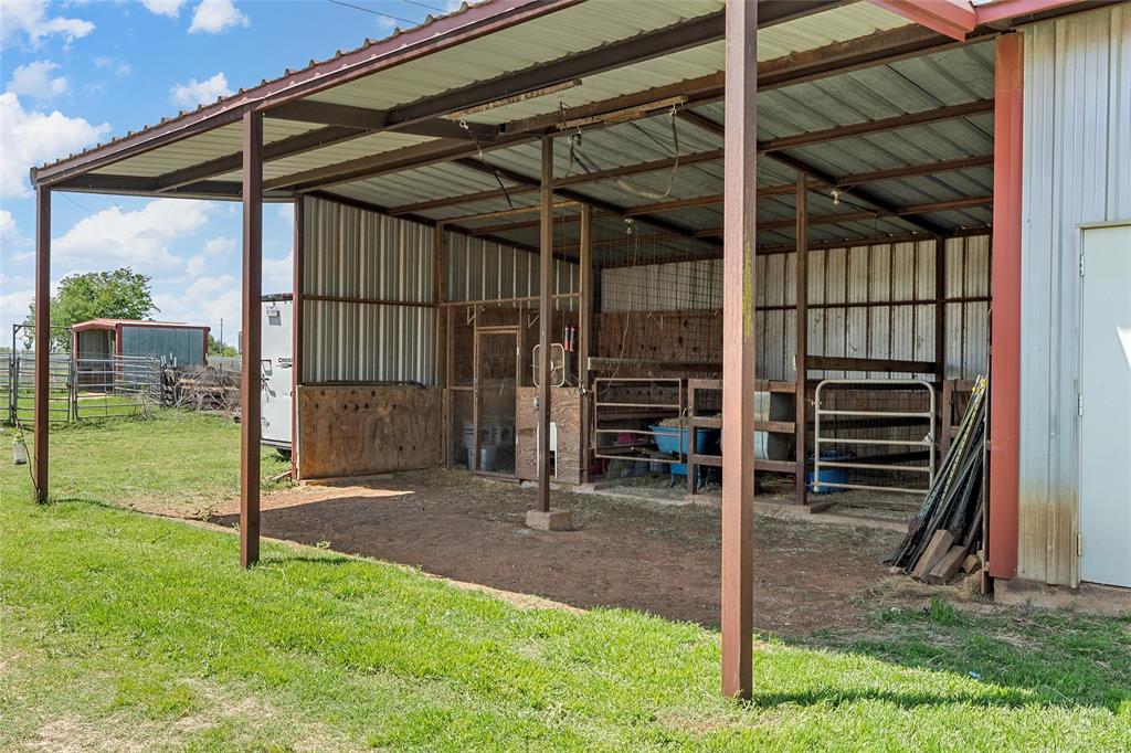 465 Austin Hines Drive China Spring, TX 76633 - Photo 33 of 40