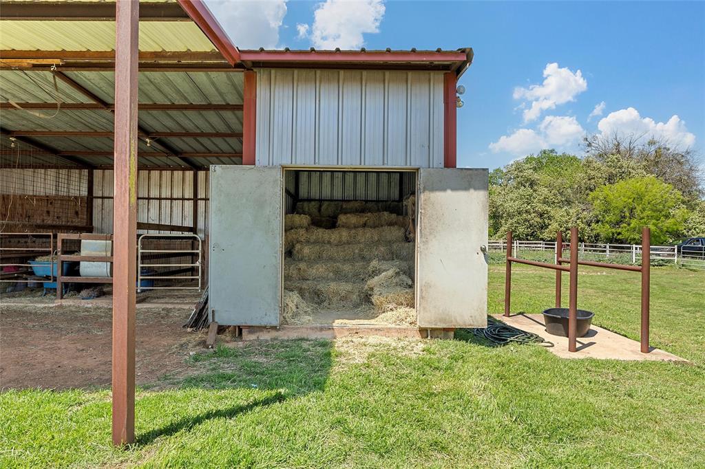 465 Austin Hines Drive China Spring, TX 76633 - Photo 34 of 40