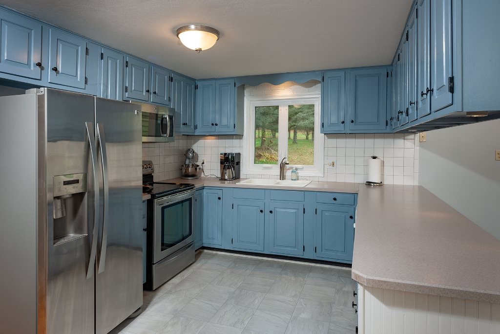 702 Goodwin Road Eliot, ME 03903 - Photo 8 of 35