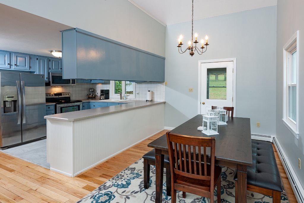 702 Goodwin Road Eliot, ME 03903 - Photo 10 of 35