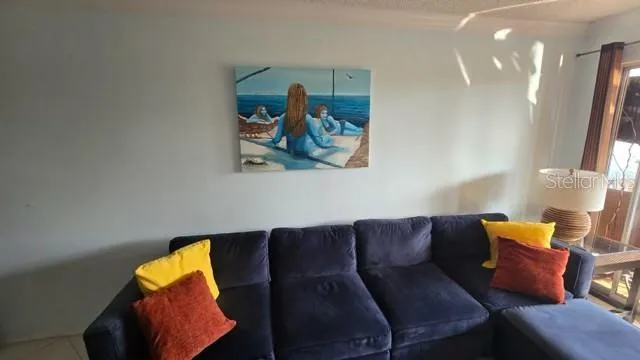 $2,700 | 2400 Feather Sound Drive, Unit 522, Clearwater, FL 33762