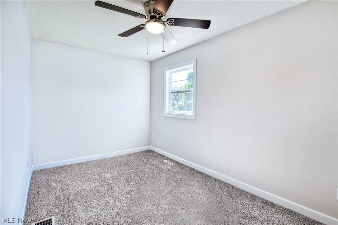 5981 Ridge Road Cortland, OH 44410 - Photo 31 of 35 Gallery Image 31