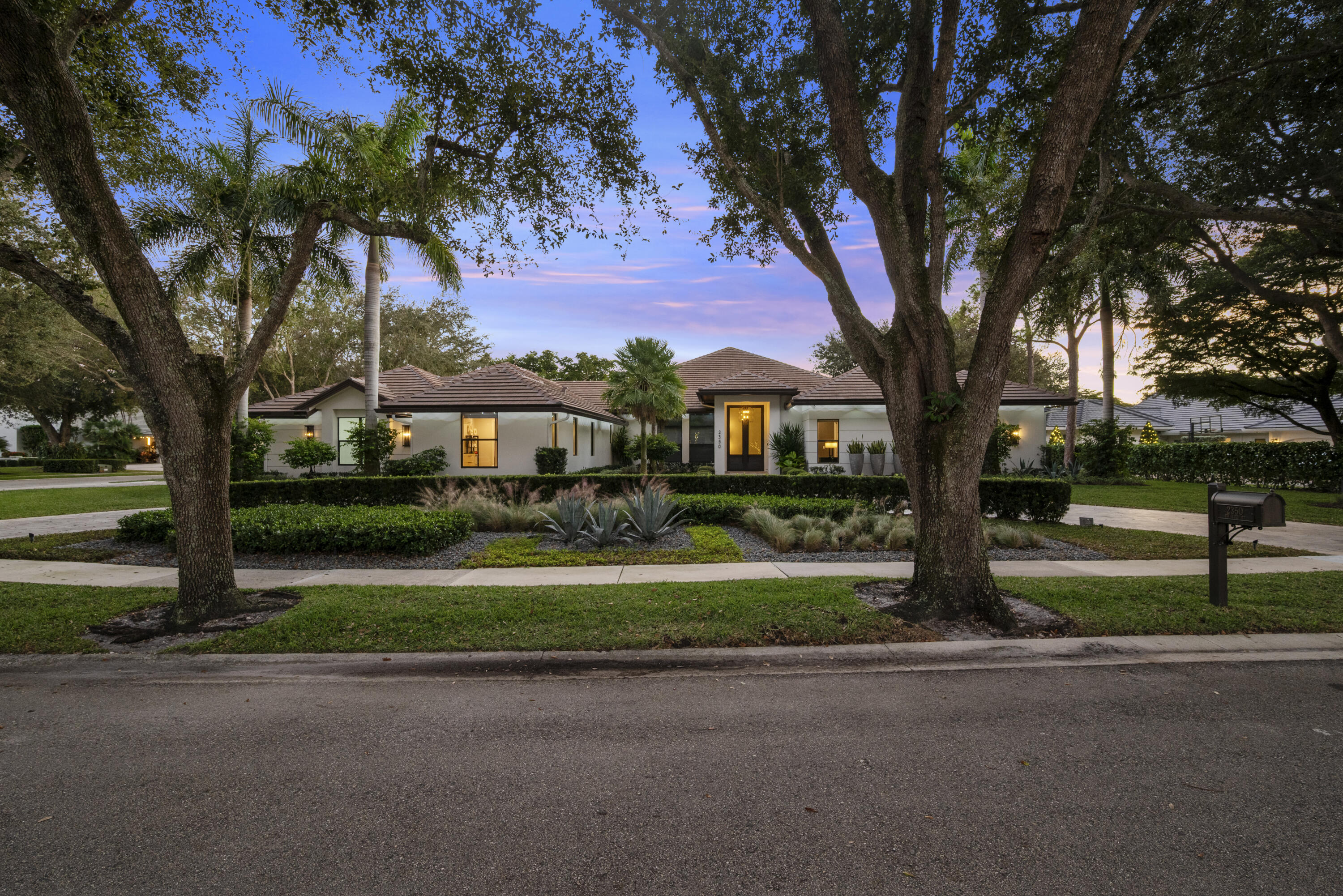 2350 Windsor Circle Boca Raton, FL 33431 - Photo 2 of 68 DSC_2179