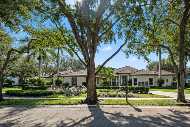 $5,495,000 | 2350 Windsor Circle, Boca Raton, FL 33431