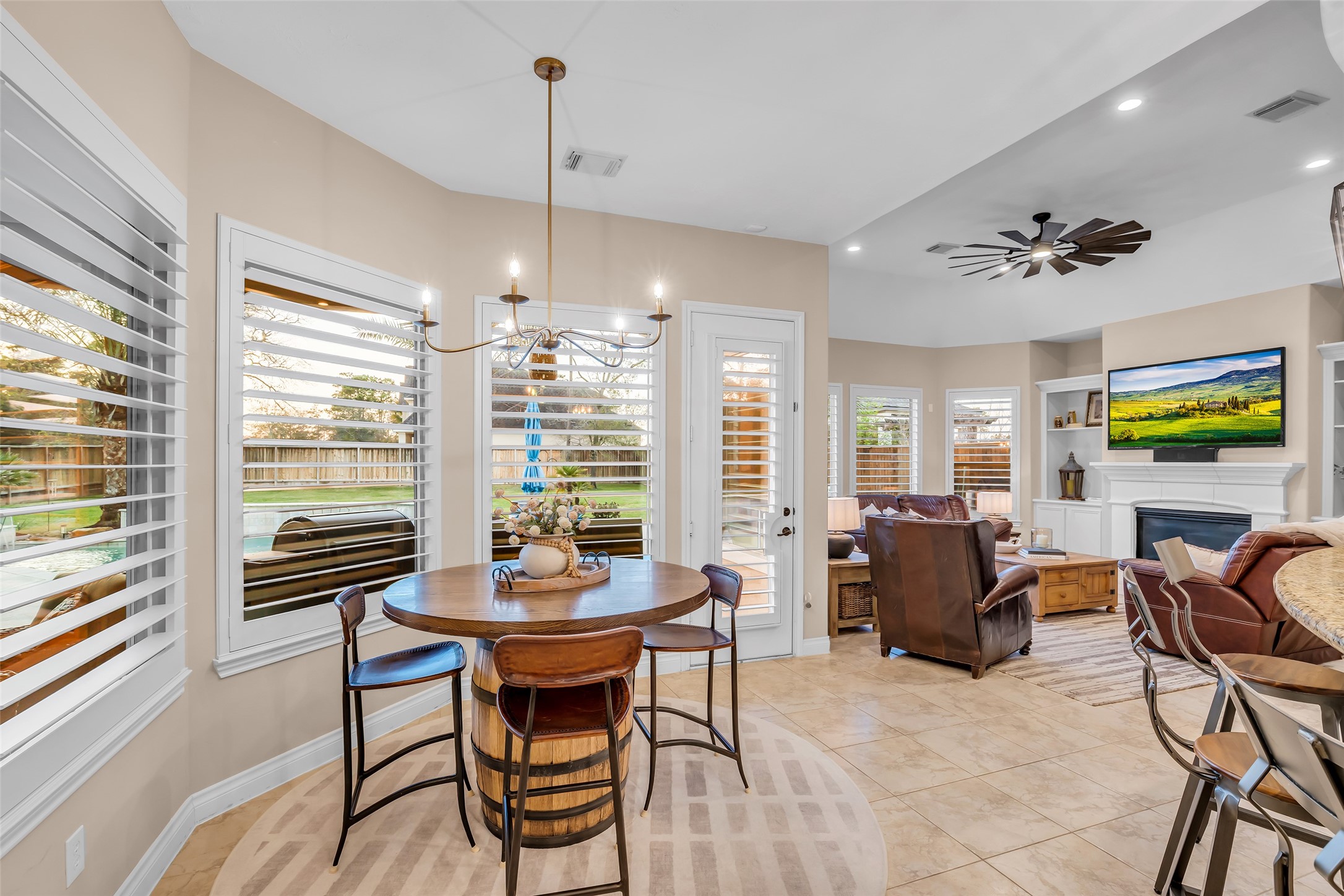 25603 Windy Isle Court Spring, TX 77389 - Photo 20 of 41 Breakfast Area