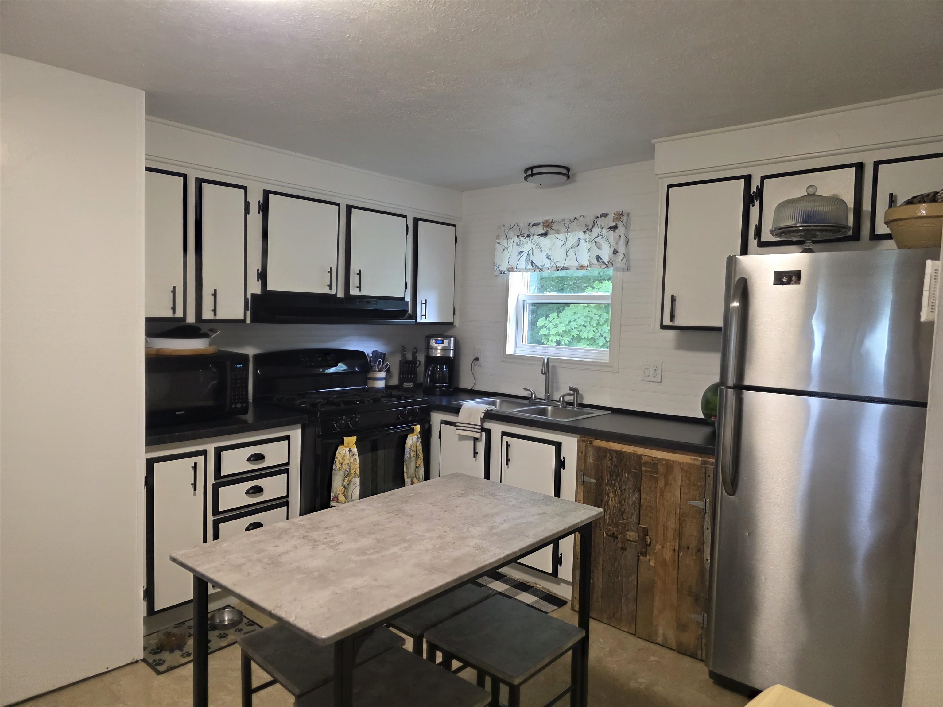9489 Puffer Road Southwest South Boardman, MI 49680 - Photo 8 of 14 1948172-cd140140-f860-45cd-8160-f13d1239347d.JPG