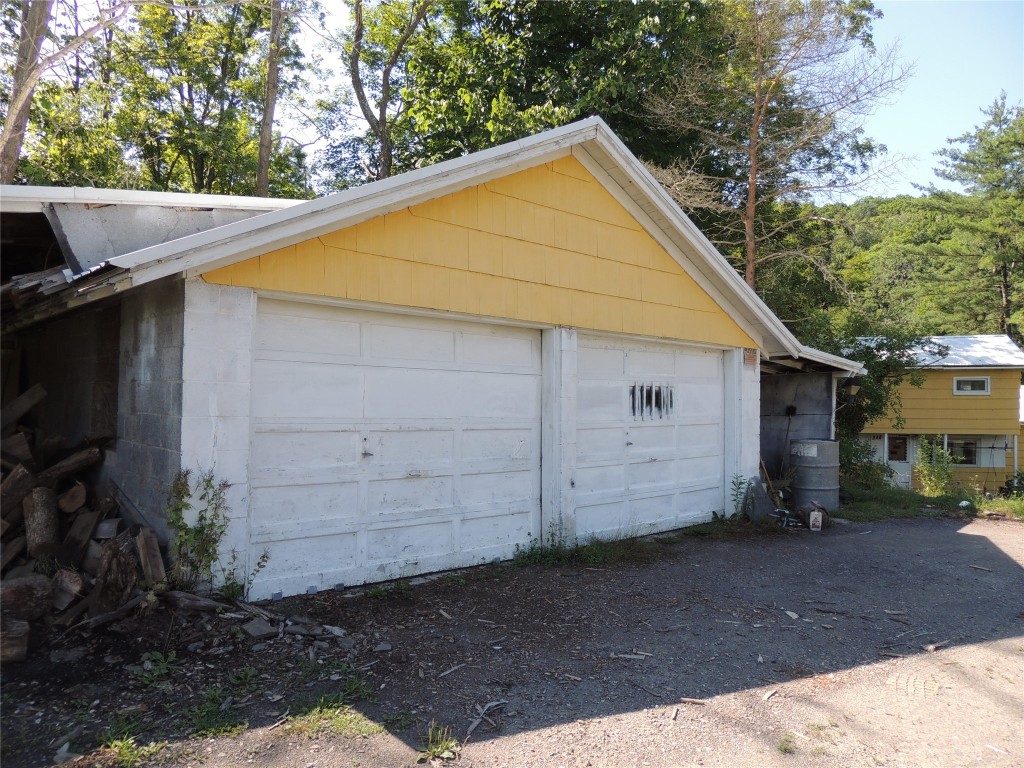 340 Batten Road Owego, NY 13760 - Photo 5 of 26 Gallery Image 5