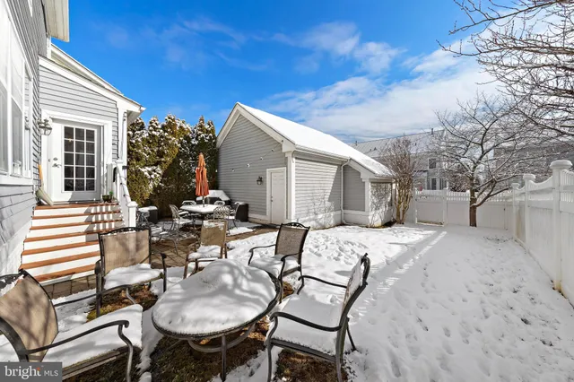 $825,000 | 8 Malsbury Street, Robbinsville, NJ 08691