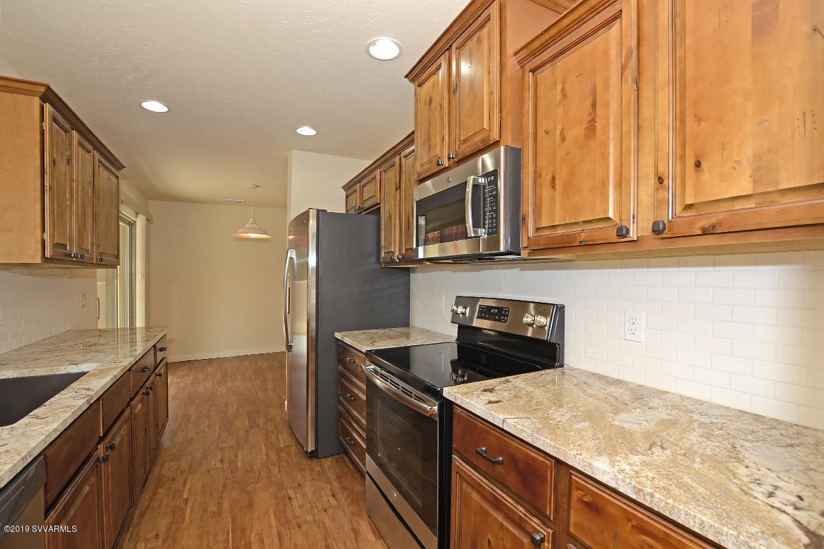 95 Rimrock Ride Sedona, AZ 86351 - Photo 8 of 23 007 Alder Soft Close Cabinets