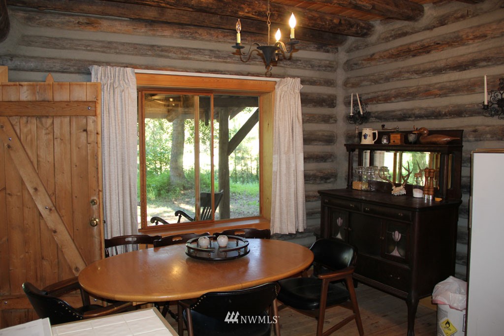 18235 State Rte 20, Unit A Winthrop, WA 98862 - Photo 11 of 25 Gallery Image 11