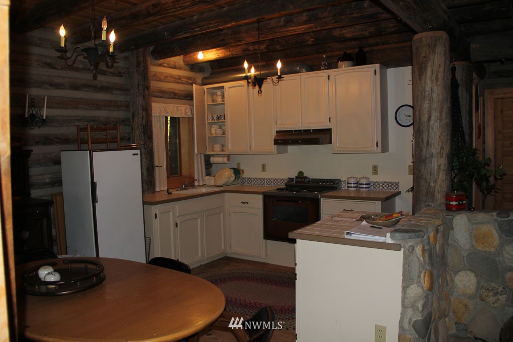 18235 State Rte 20, Unit A Winthrop, WA 98862 - Photo 12 of 25 Gallery Image 12