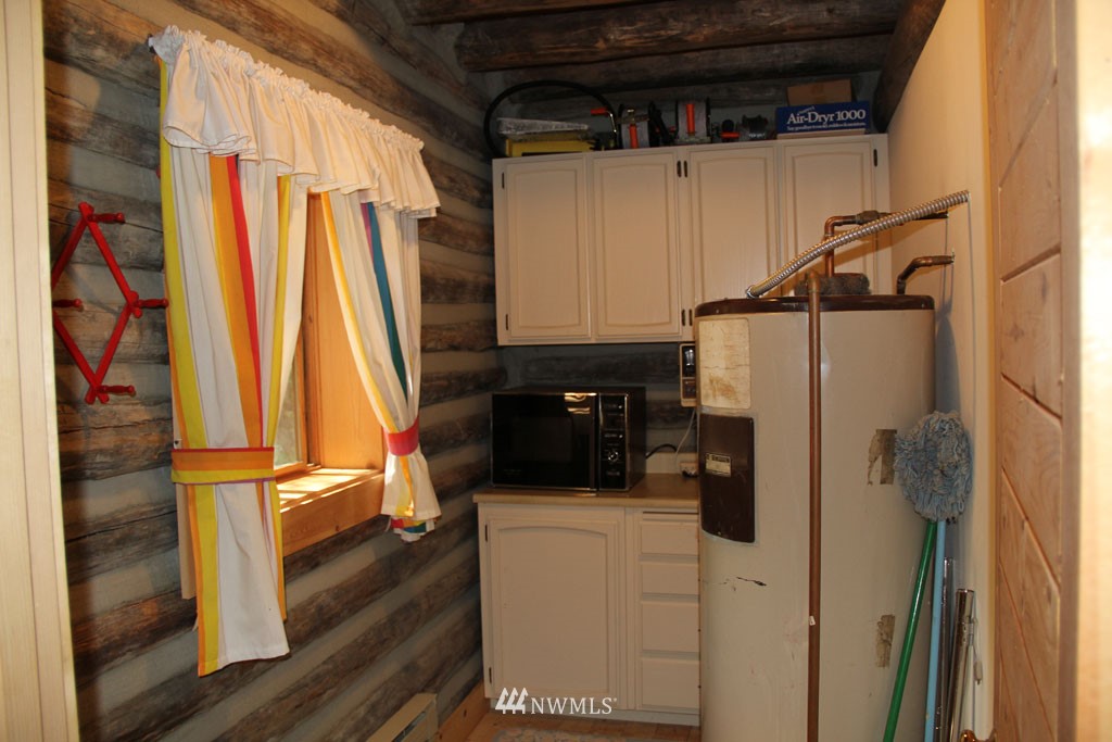 18235 State Rte 20, Unit A Winthrop, WA 98862 - Photo 16 of 25 Gallery Image 16