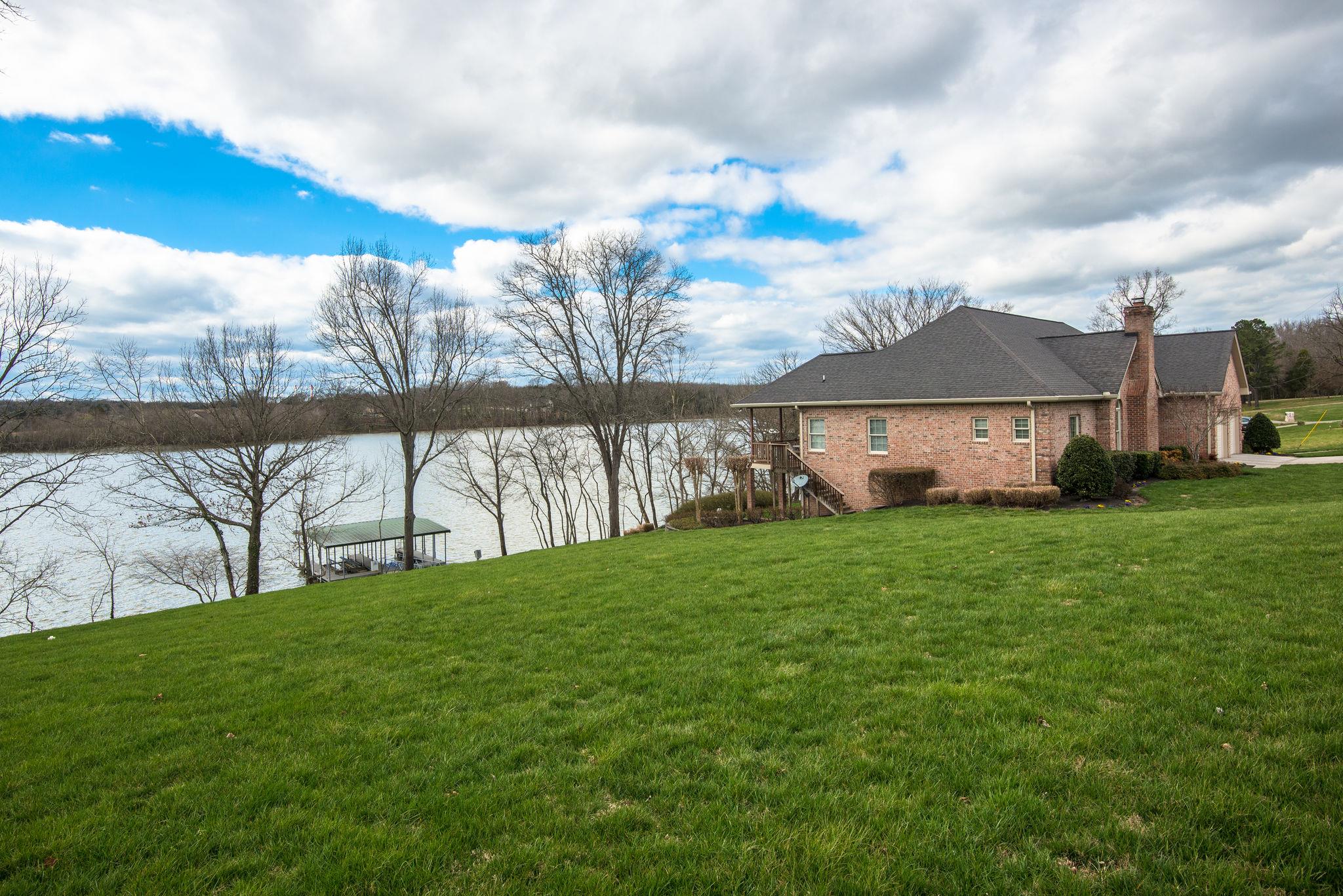 280 North Denny Road Lebanon, TN 37087 - Photo 3 of 30 a view of a house with a yard and a fountain
