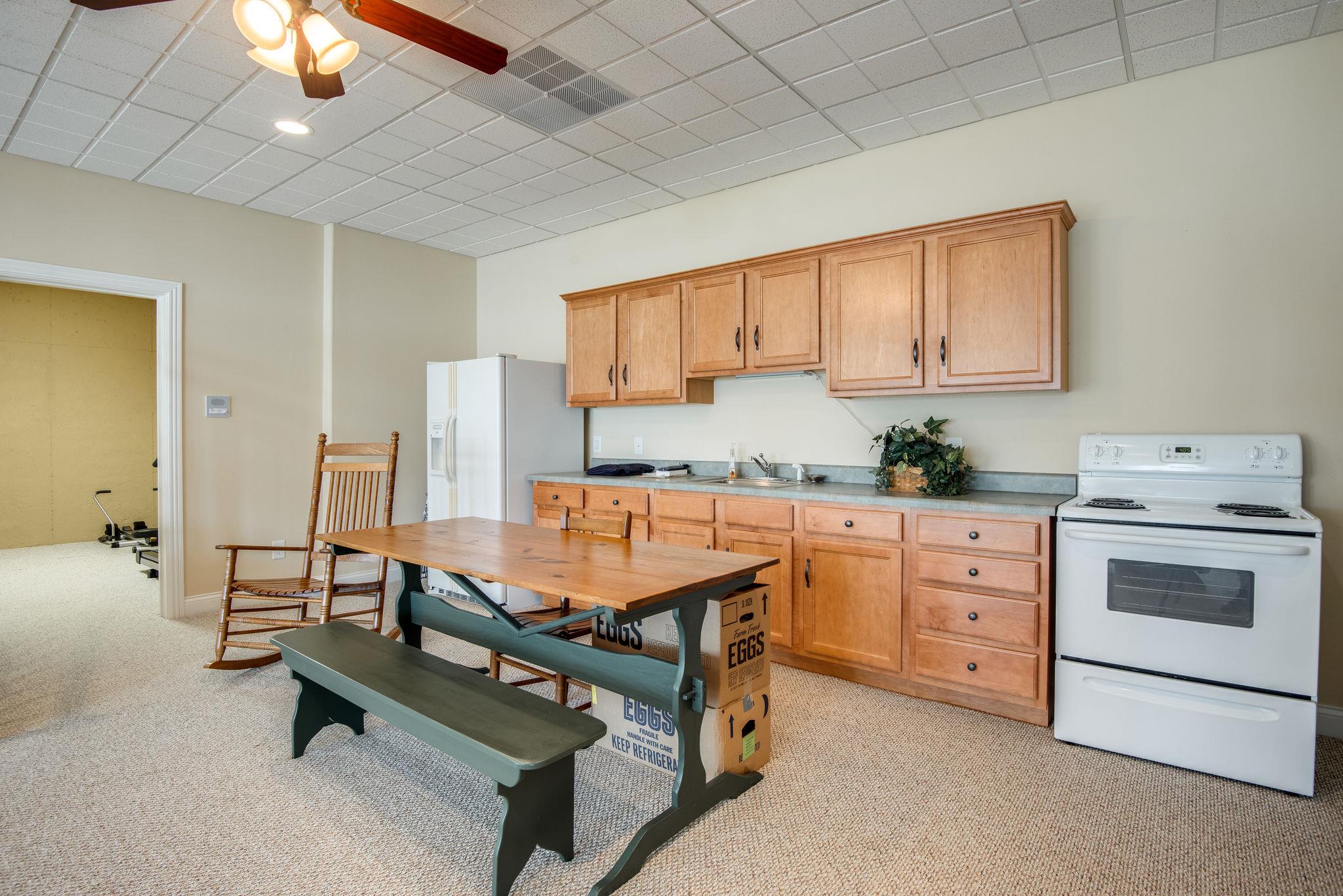 280 North Denny Road Lebanon, TN 37087 - Photo 21 of 30 a room with furniture a air conditioner vent and a window