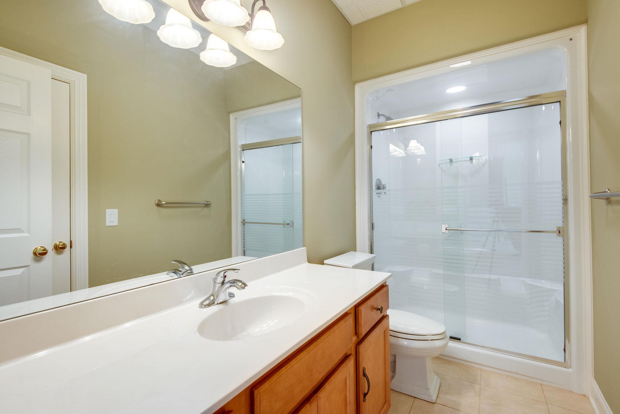 280 North Denny Road Lebanon, TN 37087 - Photo 24 of 30 a bathroom with a sink a toilet and shower