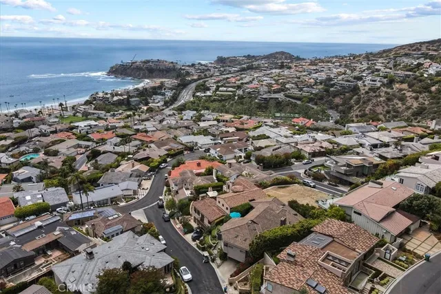 $25,000 | 437 Emerald Bay, Laguna Beach, CA 92651
