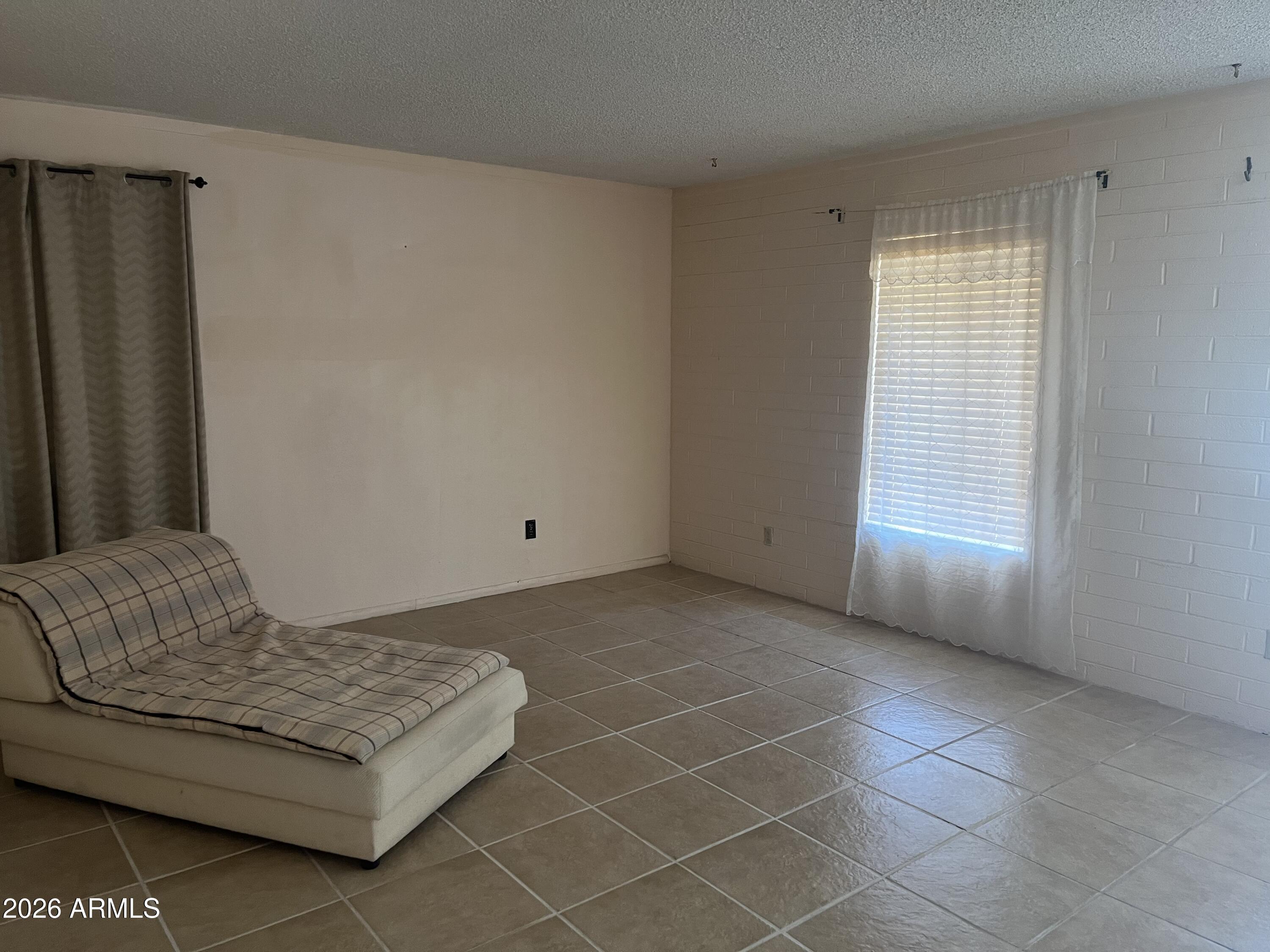 2109 East 7th Street Douglas, AZ 85607 - Photo 2 of 9 2109 E 7th Street Living Room Photo Jul