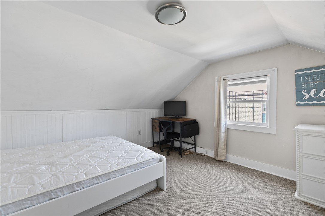 16 Dean Avenue, Unit 2 Newport, RI 02840 - Photo 19 of 21