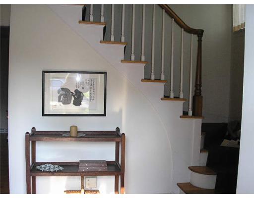 1015 Highmont Road Pittsburgh, PA 15232 - Photo 3 of 18 Other. VERY LOVELY ENTRY