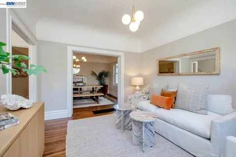 $895,000 | 1410 Sherman Street, Alameda, CA 94501