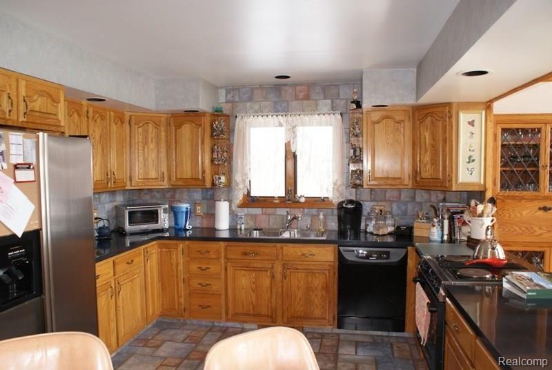 1500 West Brocker Road Metamora, MI 48455 - Photo 20 of 54 DSC02774.JPG
