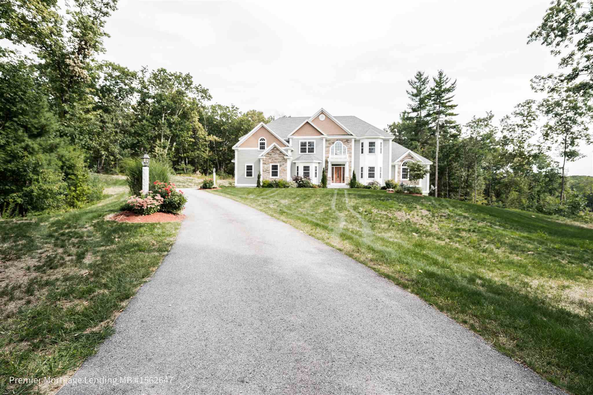 28 London Bridge Road Windham, NH 03087 - Photo 34 of 36