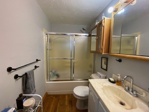 188 Thompson Road Webster, MA 01570 - Photo 7 of 15 Gallery Image 7