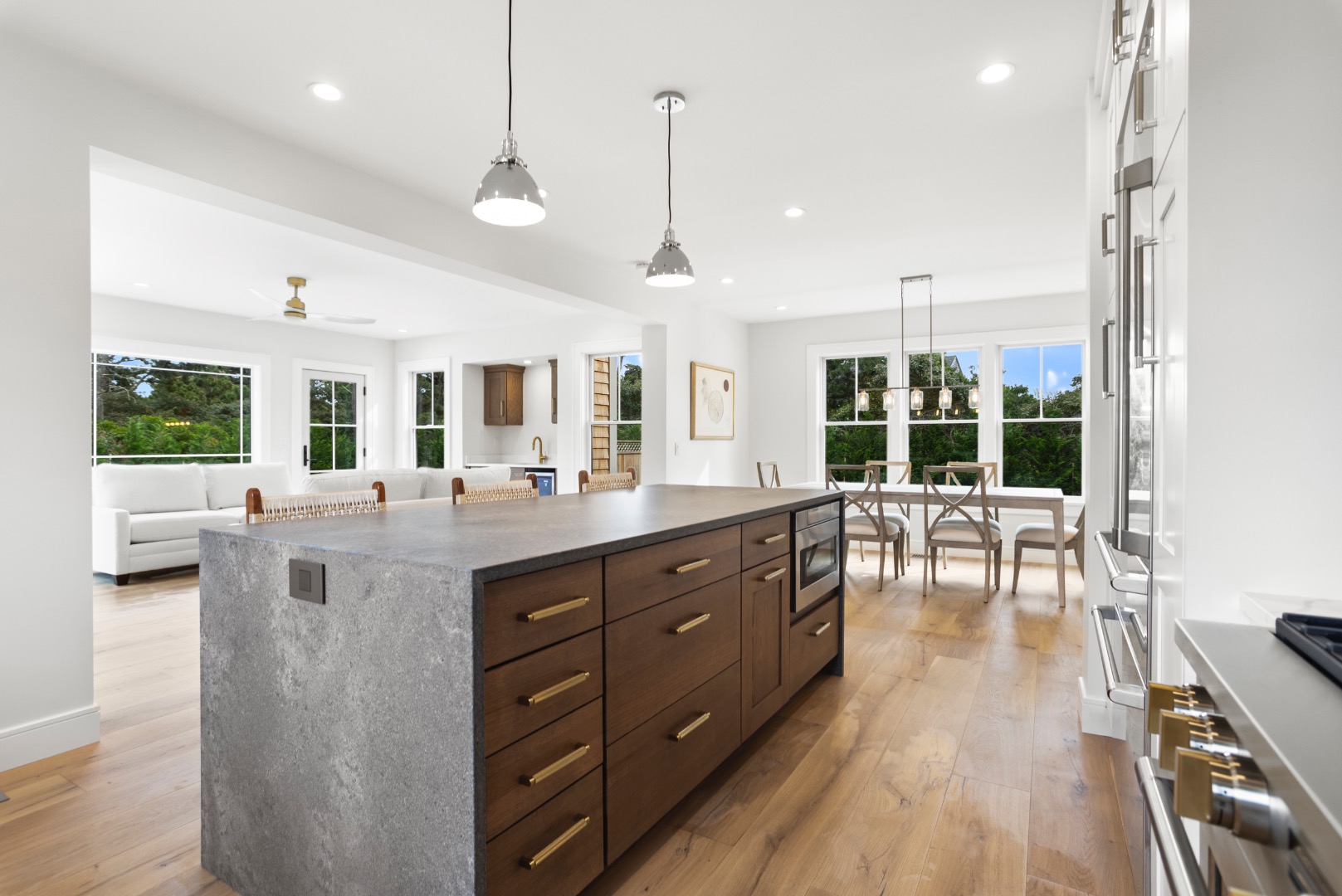 13 R Evergreen Way Nantucket, MA 02554 - Photo 13 of 77 Gallery Image 13