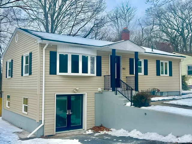 $389,000 | 382 Holyoke Street, Ludlow, MA 01056