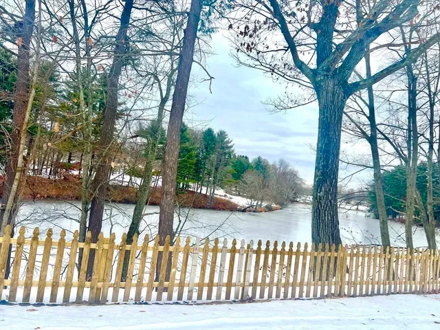 $389,000 | 382 Holyoke Street, Ludlow, MA 01056