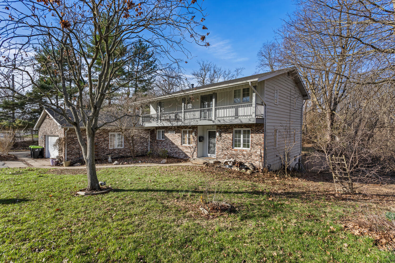 3153 Greenlake Drive Decatur, IL 62521 - Photo 2 of 46