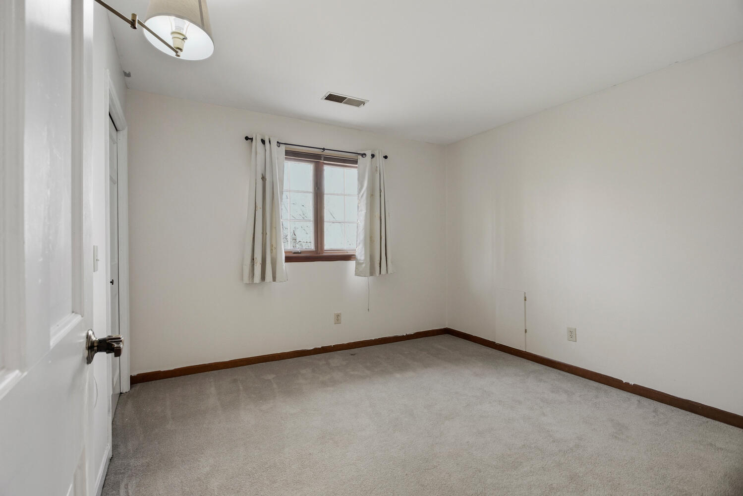 3153 Greenlake Drive Decatur, IL 62521 - Photo 34 of 46