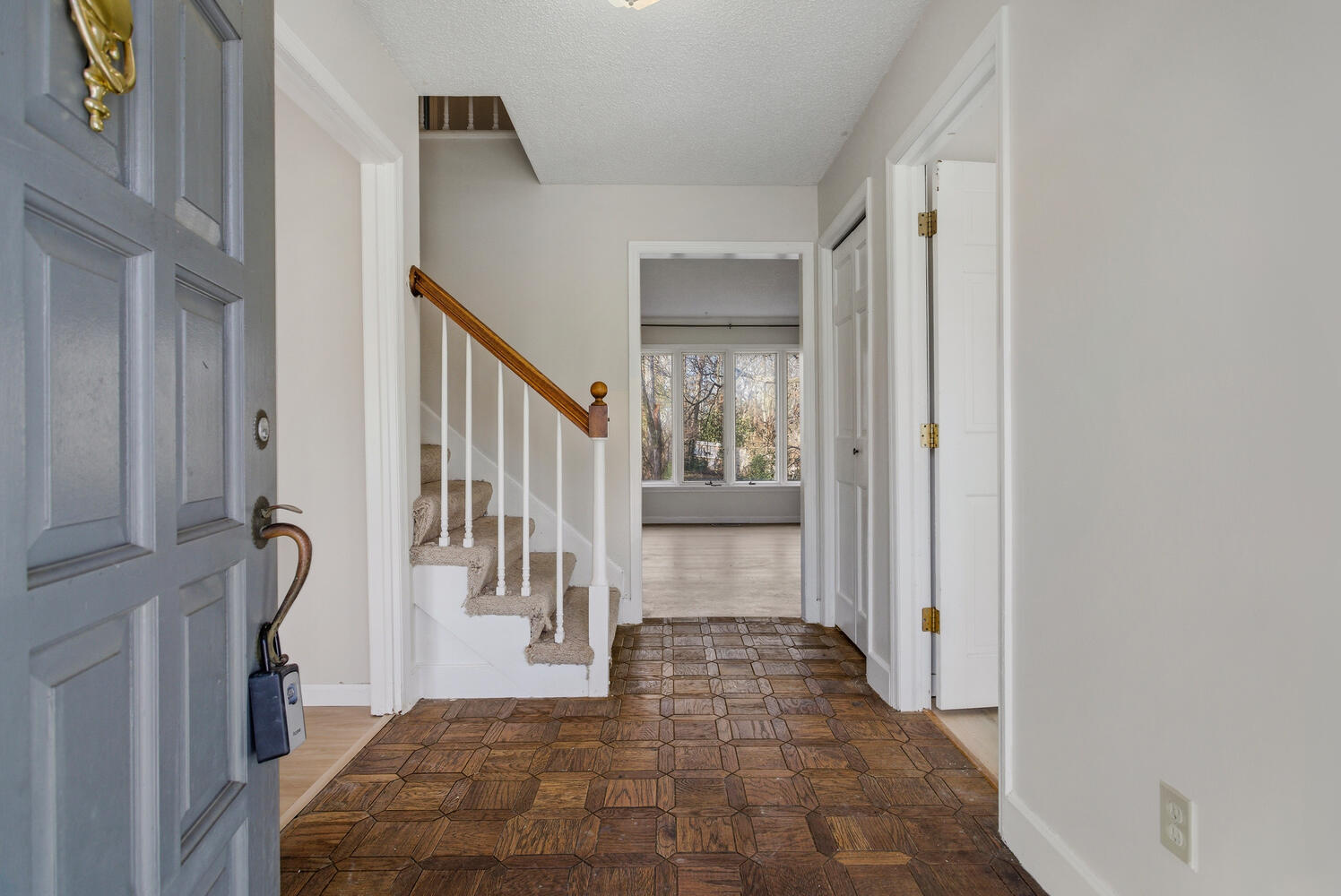 3153 Greenlake Drive Decatur, IL 62521 - Photo 5 of 46