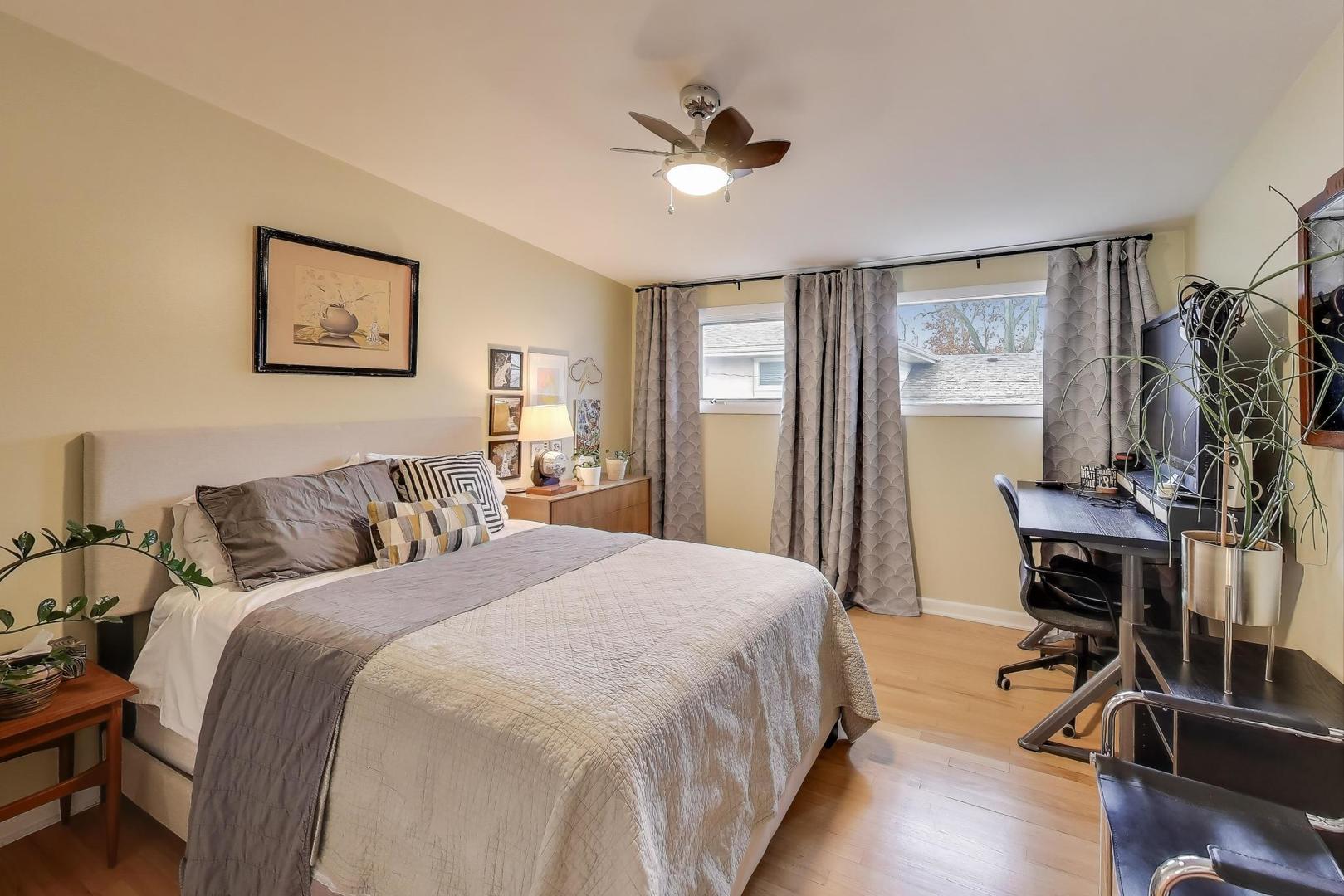 321 Ferndale Road Glenview, IL 60025 - Photo 20 of 30 a bed room with a bed and a chair