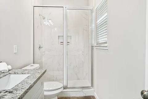 $399,900 | 5911 Westover Street, Houston, TX 77033