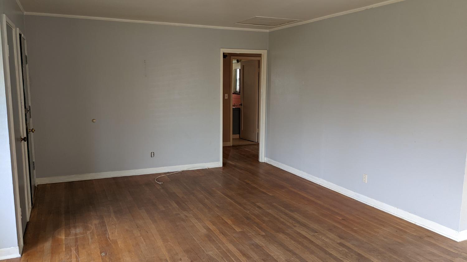 172 East Myrtle Avenue Reedley, CA 93654 - Photo 13 of 24 Gallery Image 13