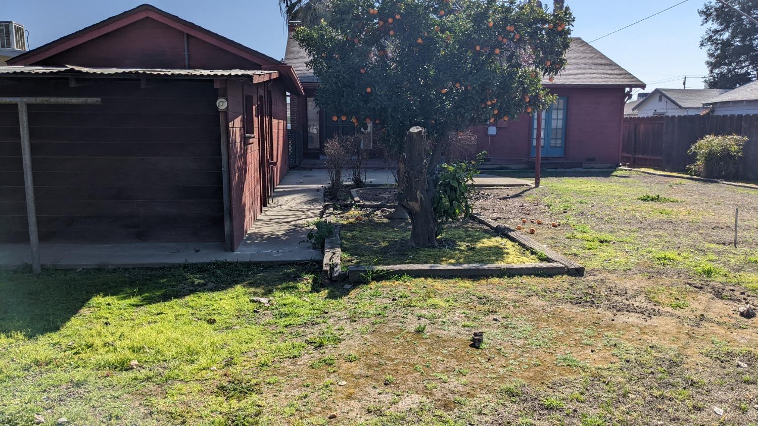 172 East Myrtle Avenue Reedley, CA 93654 - Photo 8 of 24 Gallery Image 8