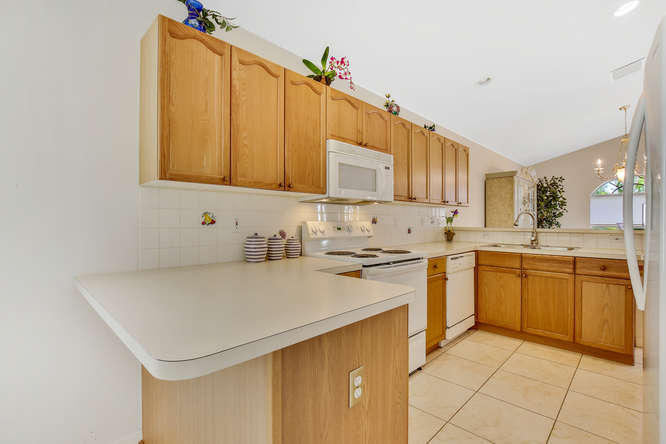 1724 Barnstable Road Wellington, FL 33414 - Photo 15 of 24 1724 Barnstable Rd Wellington-small-016-