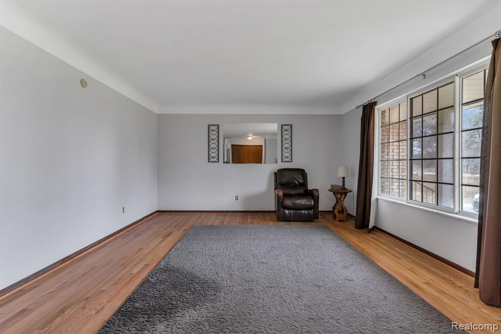 7371 Trumble Road St. Clair, MI 48079 - Photo 9 of 51