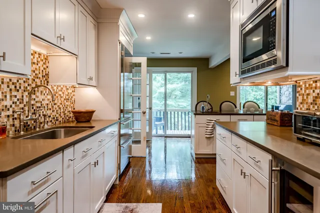 $1,400,000 | 1256 Round Hill Road, Bryn Mawr, PA 19010