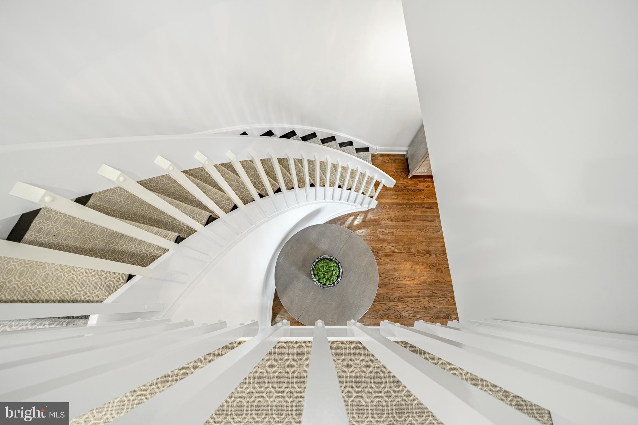 1256 Round Hill Road Bryn Mawr, PA 19010 - Photo 28 of 65