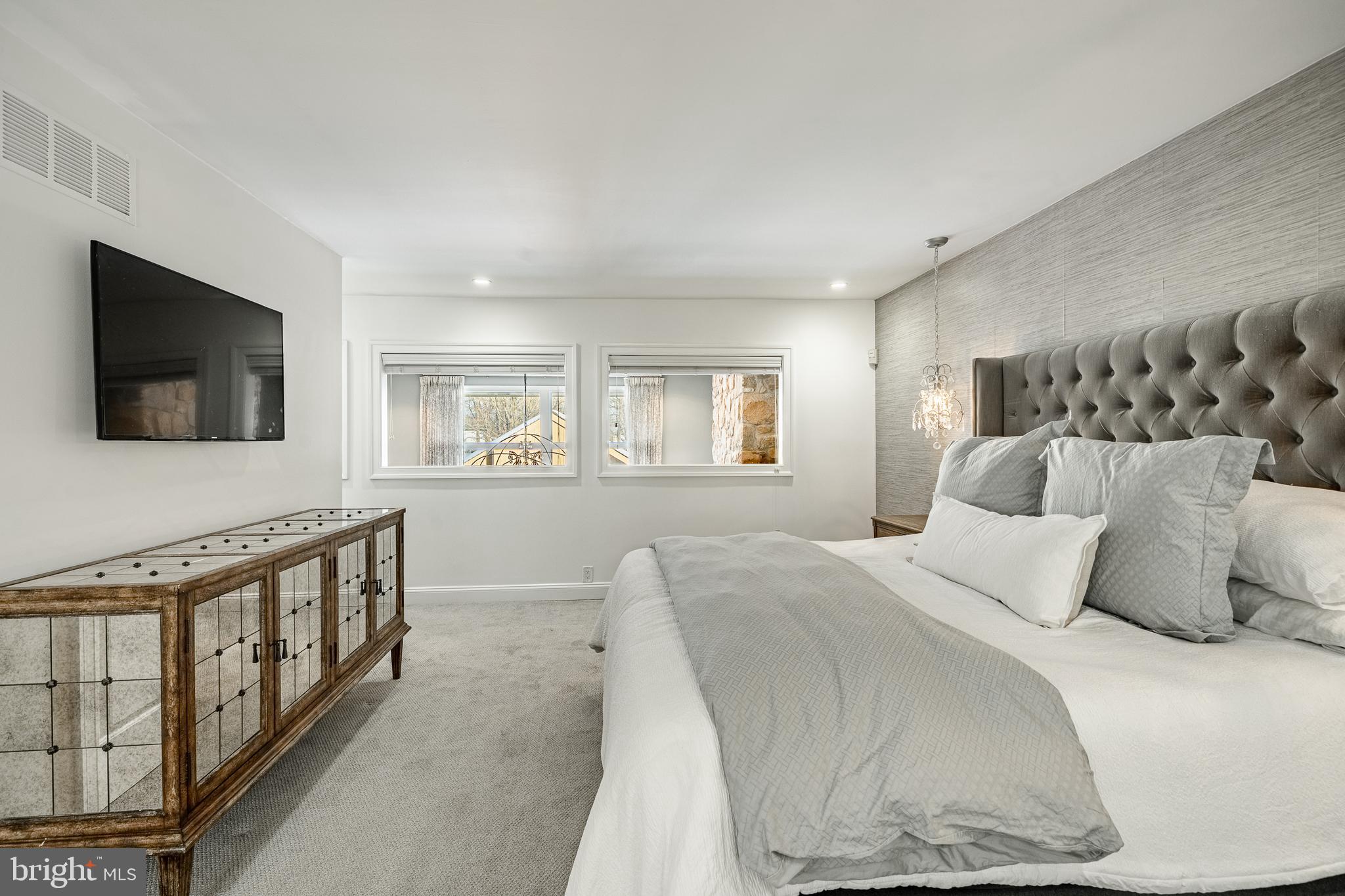 1256 Round Hill Road Bryn Mawr, PA 19010 - Photo 32 of 65