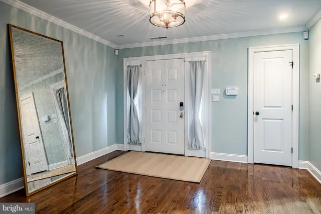 $1,400,000 | 1256 Round Hill Road, Bryn Mawr, PA 19010