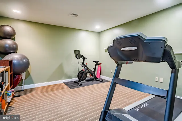 $1,400,000 | 1256 Round Hill Road, Bryn Mawr, PA 19010