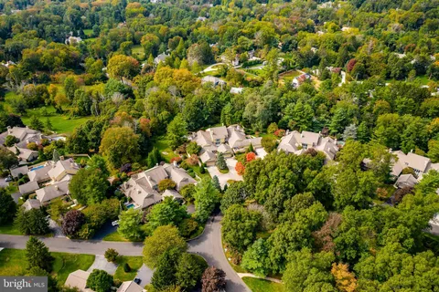 $1,400,000 | 1256 Round Hill Road, Bryn Mawr, PA 19010