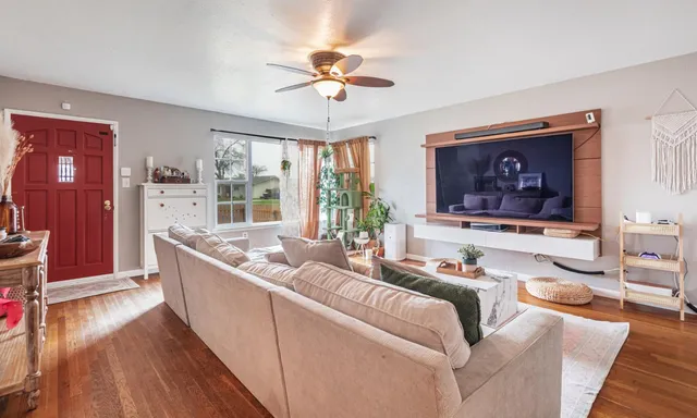 $290,000 | 1904 North Burl Drive, Hanford, CA 93230