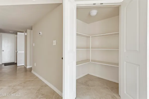 $344,900 | 520 Beach Boulevard, Unit 405, Biloxi, MS 39530