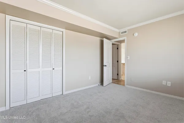 $344,900 | 520 Beach Boulevard, Unit 405, Biloxi, MS 39530