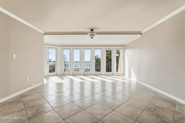 $344,900 | 520 Beach Boulevard, Unit 405, Biloxi, MS 39530